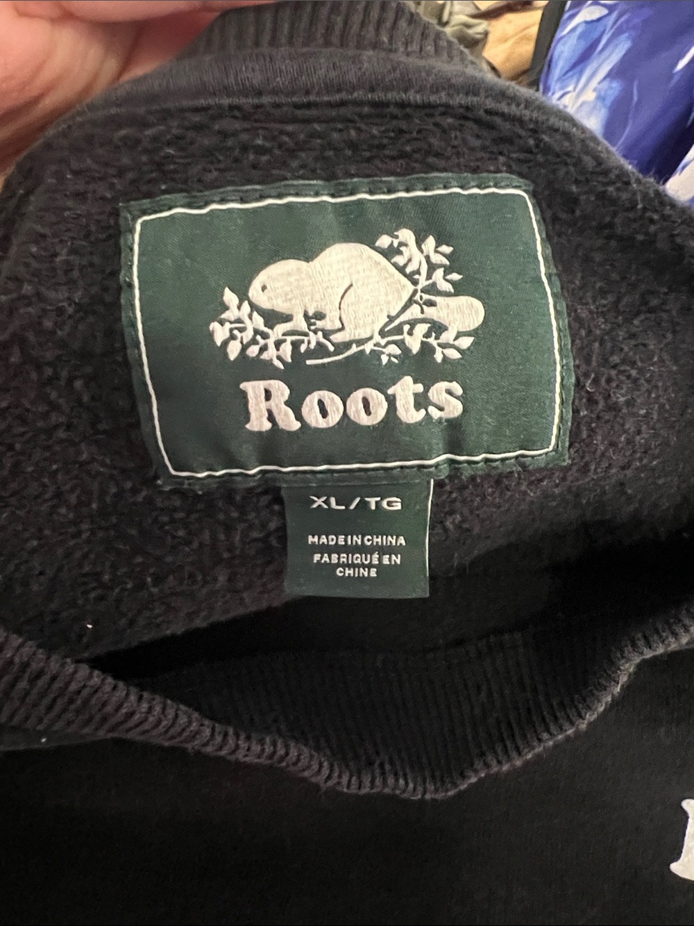 roots sweater